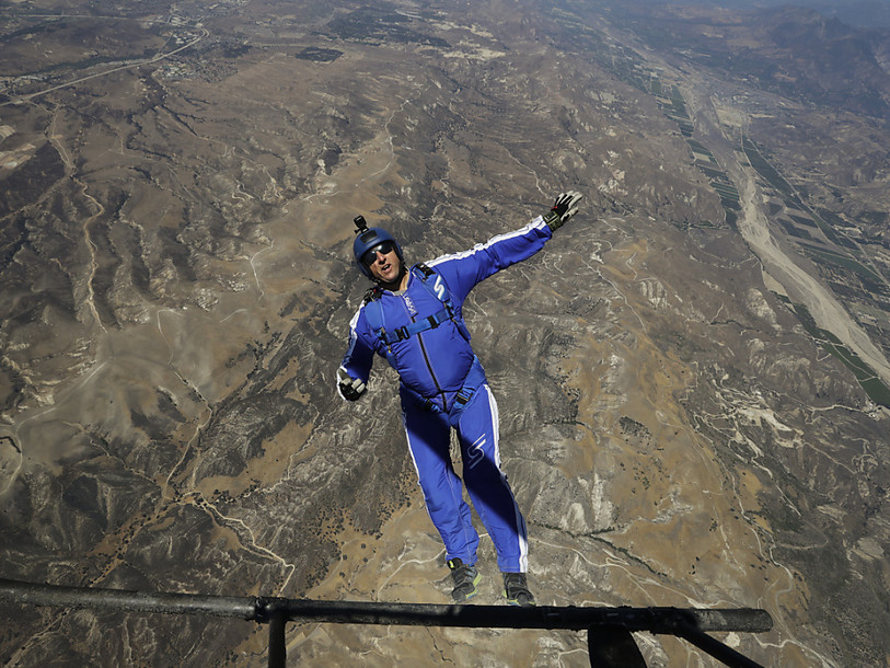 Succès d'un saut sans parachute de plus de sept kilomètres