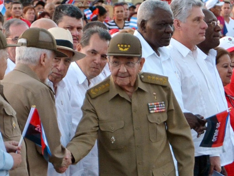 Le pays célèbre les dix ans au pouvoir de Raul Castro
