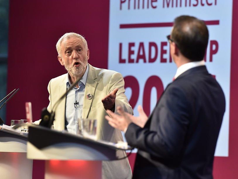 Premier débat entre les deux prétendants à la direction du Labour