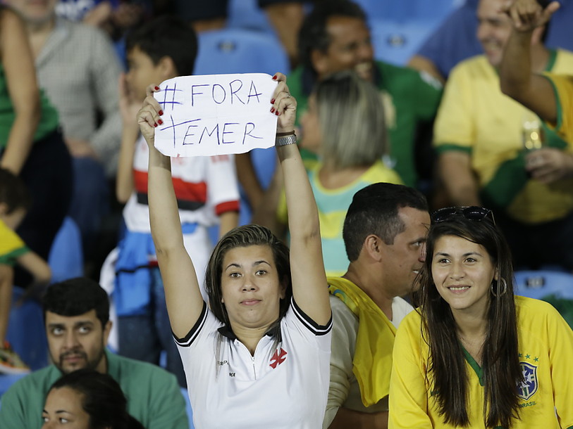 Les manifestants anti-Temer embarrassent les organisateurs des JO