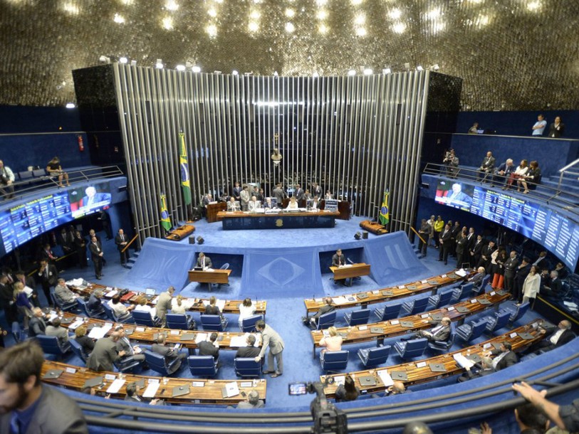 Un vote du Sénat précède le jugement final de Dilma Rousseff