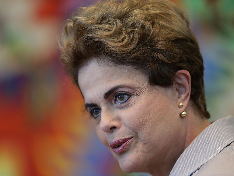Les sénateurs brésiliens décident de juger Dilma Rousseff