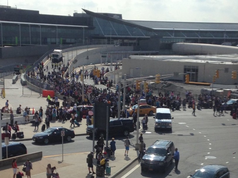 New York: terminal de l'aéroport JFK évacué après des tirs signalés