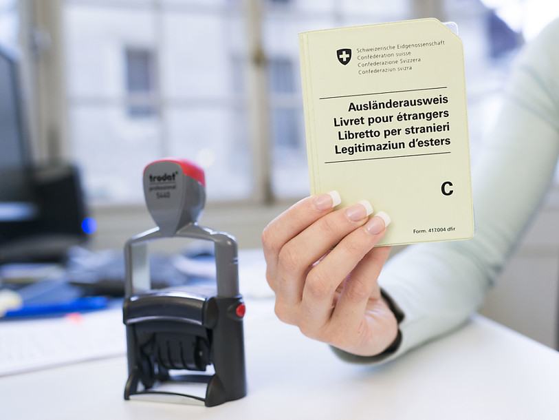 Campagne pour l'éligibilité des étrangers au niveau cantonal