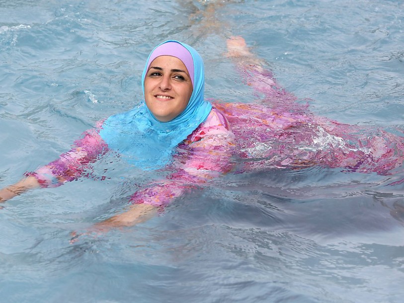 Controverse sur l'interdiction du burkini en France