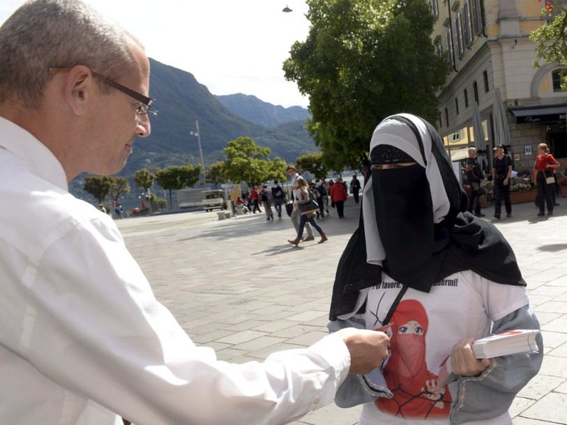 Christian Levrat dit non à la burqa et à l'initiative de l'UDC