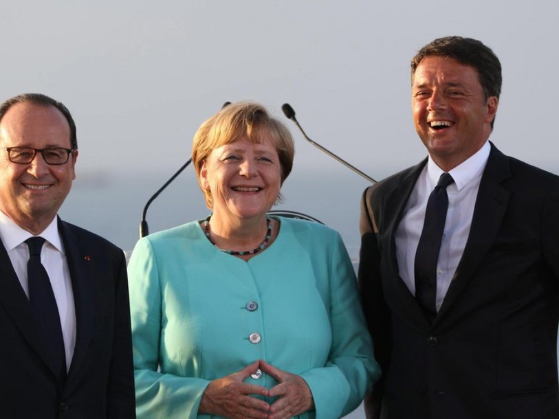 Merkel, Hollande et Renzi s'affichent unis pour une Europe sûre