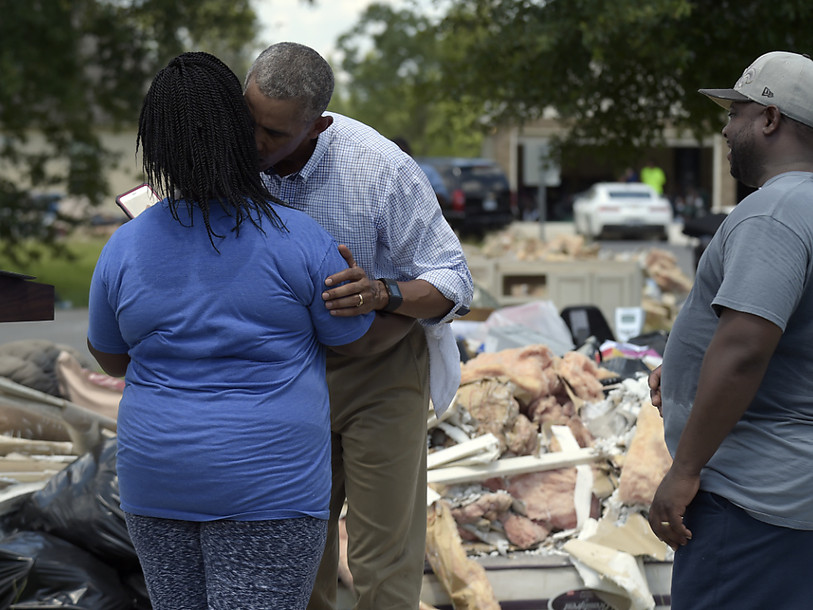 Obama auprès des victimes des inondations en Louisiane