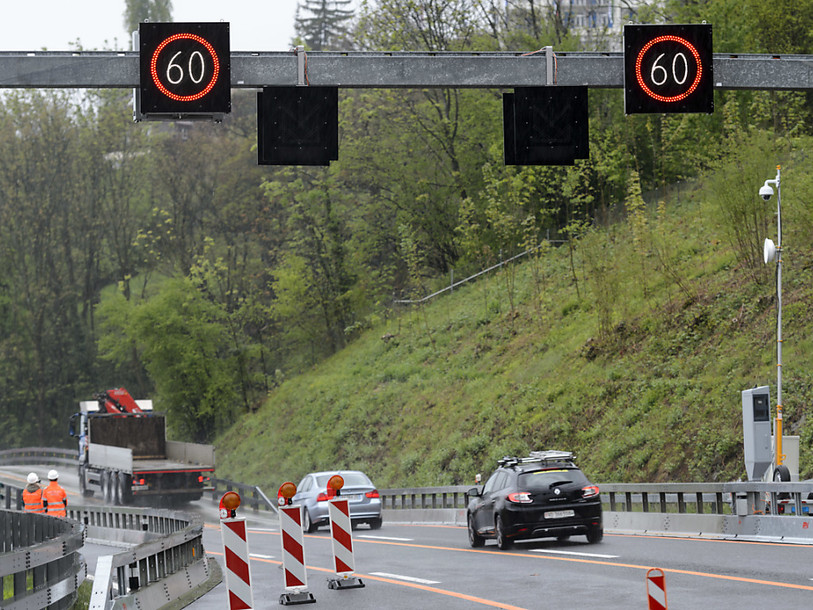 Un camion-citerne percute un dispositif de déviation