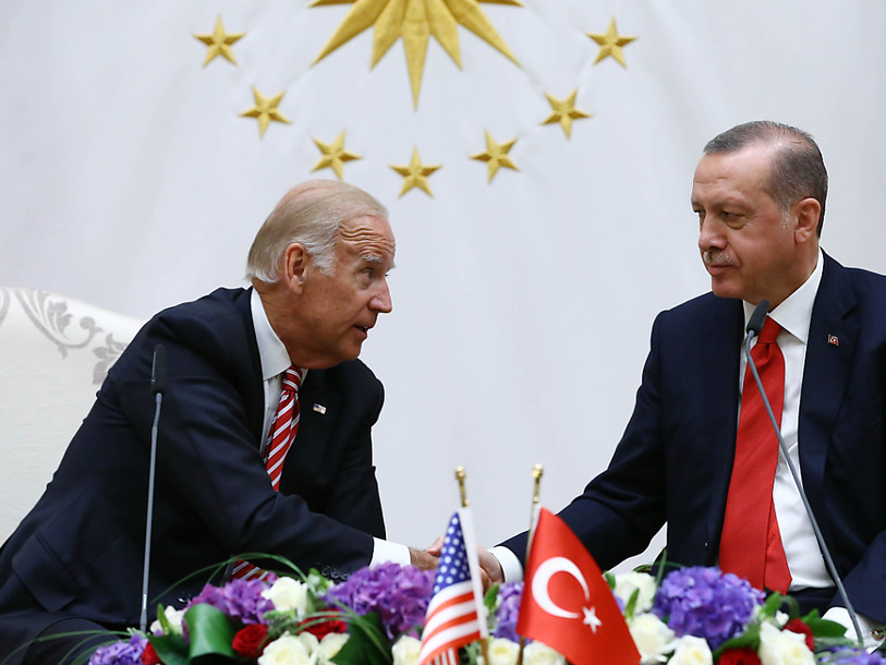 Biden à Ankara pour calmer le jeu autour de Gülen