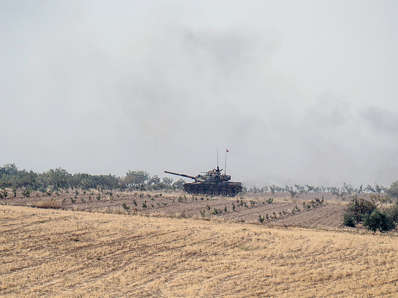 De nouveaux blindés turcs entrent en territoire syrien