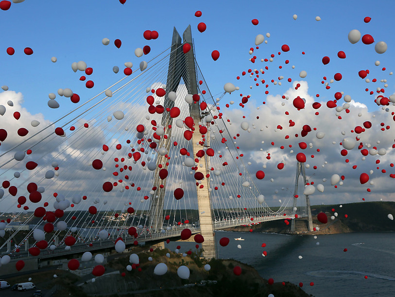 Erdogan inaugure le 3e pont sur le Bosphore à Istanbul