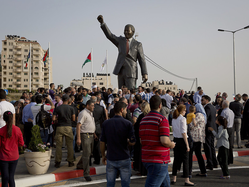 Découverte de la première interview télévisée de Nelson Mandela