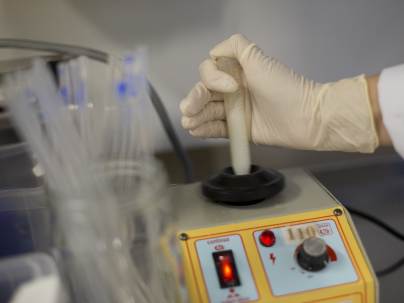 Mort de prématurés: un lactarium suspend ses livraisons