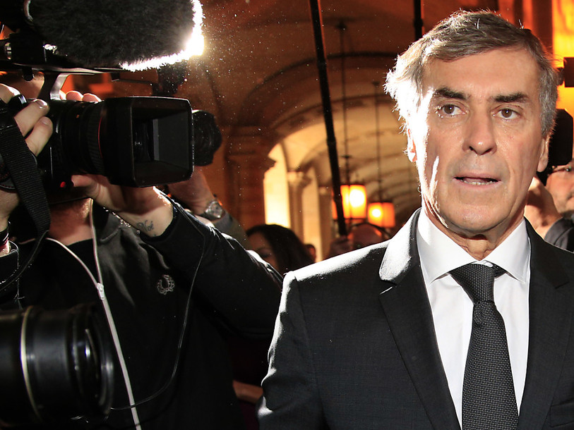 Cahuzac dit avoir ouvert un compte en Suisse pour financer Rocard