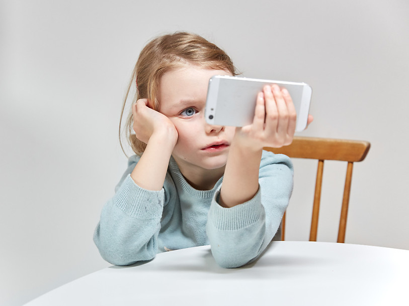 Environ 7% des ados ont un usage problématique du web