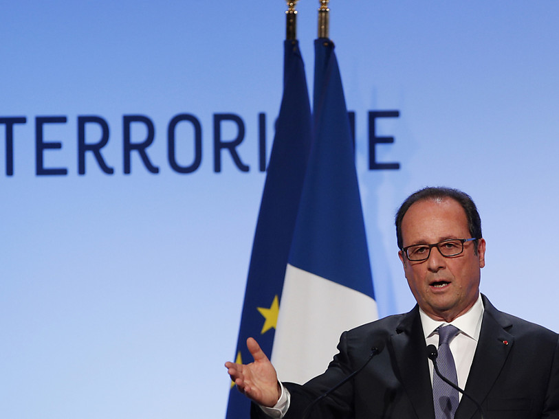 Hollande juge que laïcité et islam sont compatibles