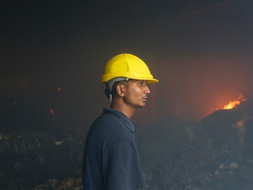 Au moins 25 morts dans l'incendie d'une usine au Bangladesh