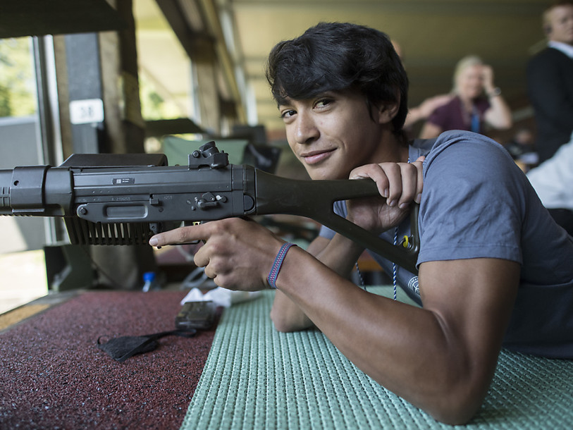 Un garçon de 14 ans remporte le concours de tir à Zurich