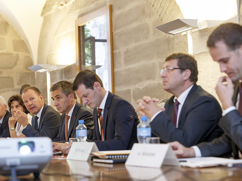 Le projet de budget 2017 prévoit un déficit de 77 millions