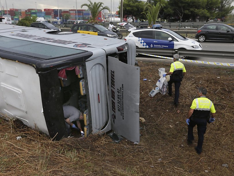 Vingt-quatre blessés dans l'accident d'un autocar de touristes