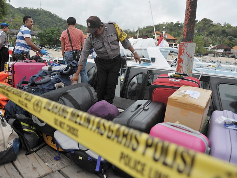 Un bateau de touristes explose, deux morts et 18 blessés