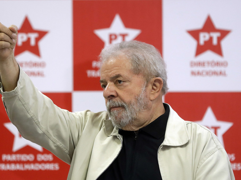 Lula affirme que ses accusateurs veulent détruire sa vie politique