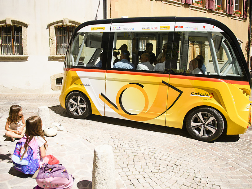 Navettes autonomes: test suspendu à Sion après un incident