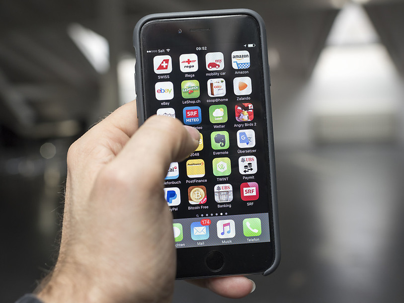 Deux revendeurs prêts à s'engager pour des portables moins toxiques