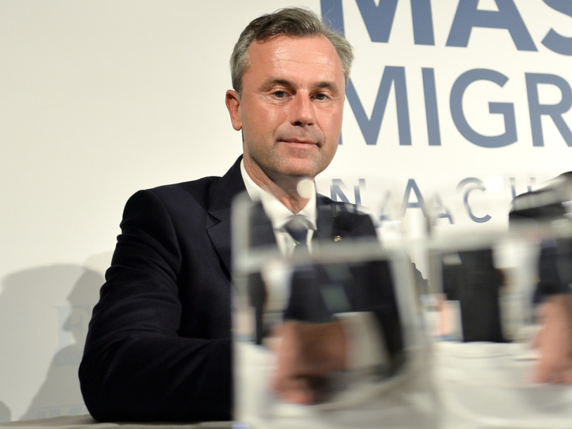 Des conservateurs autrichiens appellent à voter contre Hofer