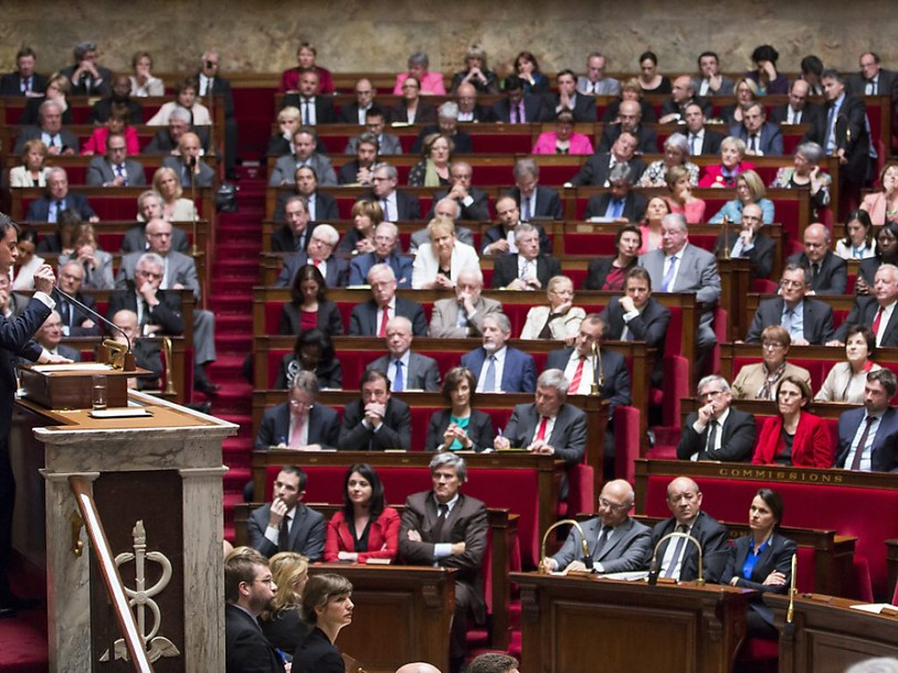 Procédure de destitution de Hollande refusée par l'Assemblée