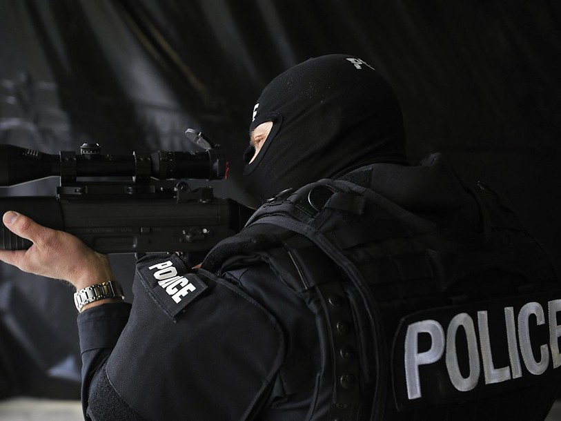 Les polices cantonales s'équipent en fusils d'assaut