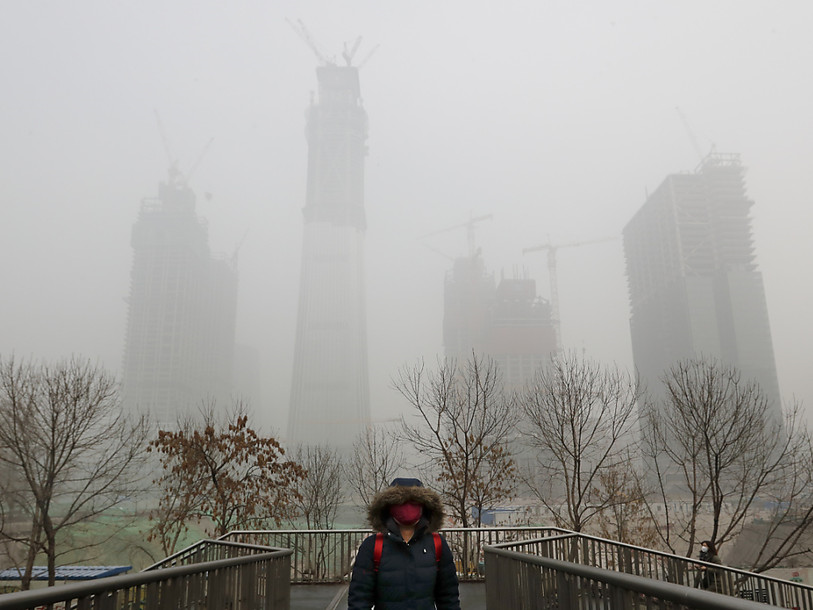 Quatrième jour de brouillard polluant sur le nord de la Chine