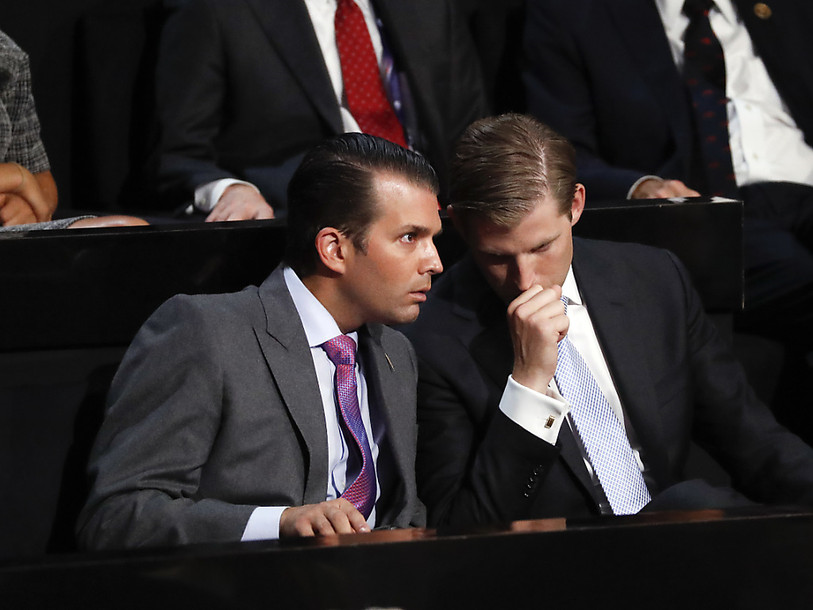 Les fils Trump accusés de monnayer l'accès à leur père