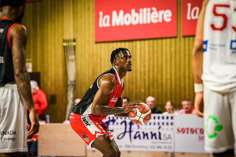 Martins Igbanu passera les trois prochains matches en tribune. (Photo : Stéphane Bée)