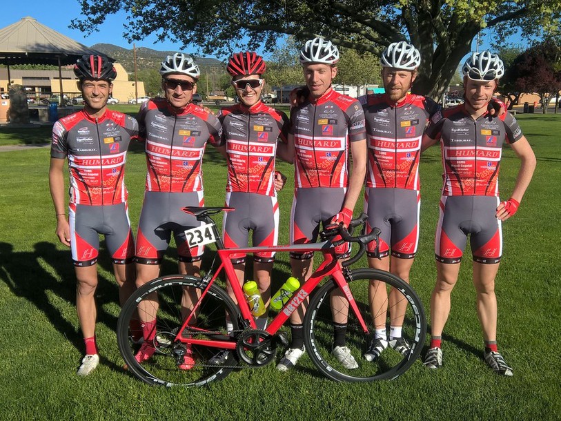 Les six coureurs du Team Humard Vélo-Passion au départ du Tour du Gila