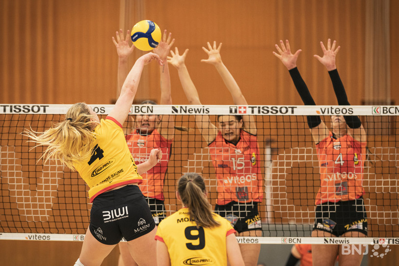Emma Faivet et le Volleyball Franches-Montagnes ont joué crânement leur chance vendredi soir face au NUC (photo : Albin Tissier).