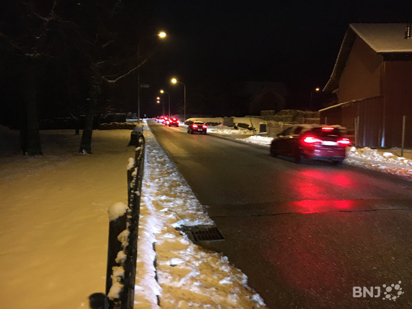 Les voitures s'accumulent à l'entrée de l'A16 au niveau de Courgenay.