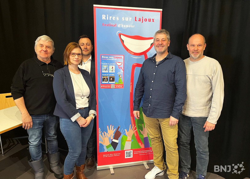 Le comité de l'association « La Diva » , de gauche à droite: Ropiane (programmateur), Emilie Brahier (caisse et secrétariat), Alain Thiévent (sponsoring), Sandro Cestele (président) et Dave Brahier (technique). Manquent sur la photo: Karim Aouine et Camille Cestele.