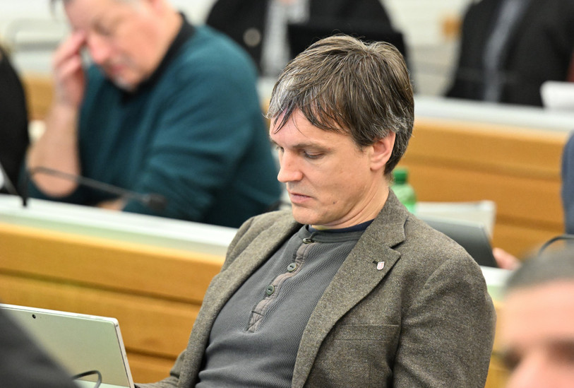 Le député des Verts Baptiste Laville souhaite notamment que 30% des terres jurassiennes soient protégées d'ici 2030. (Photo : Georges Henz)