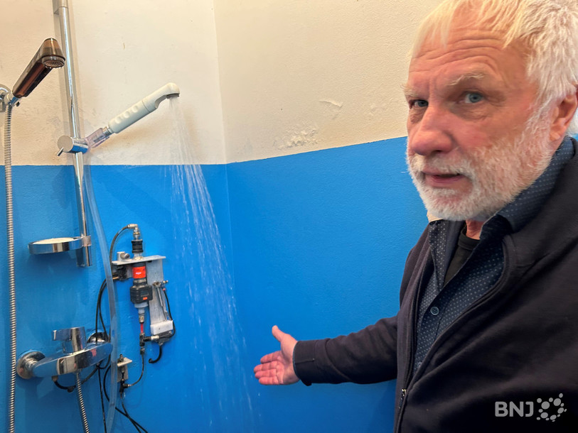 Robert Wüst, expliquant le fonctionnement du système qu’il a imaginé.