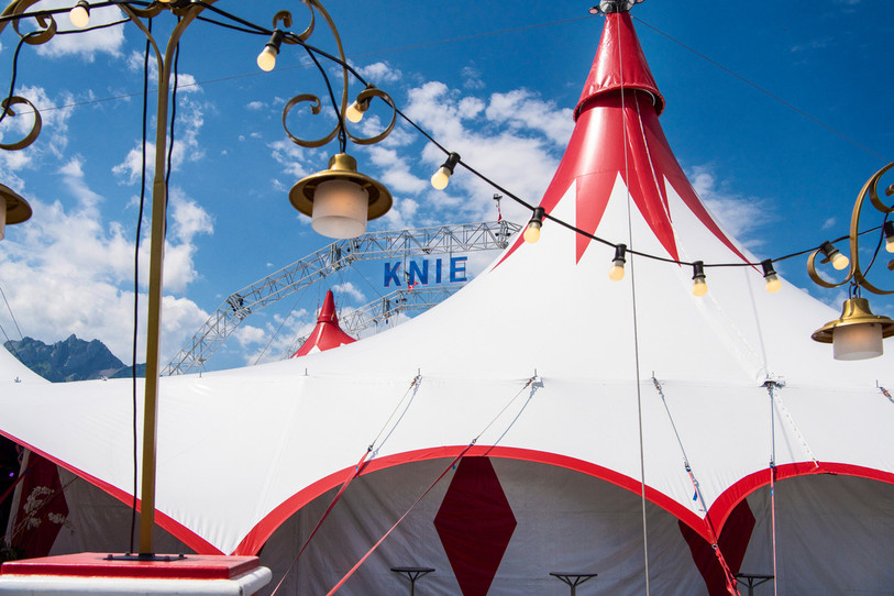 Le cirque Knie ne dressera son chapiteau ni à Neuchâtel, ni à La Chaux-de-Fonds pour sa tournée 2023. (Photo : Cirque Knie). 