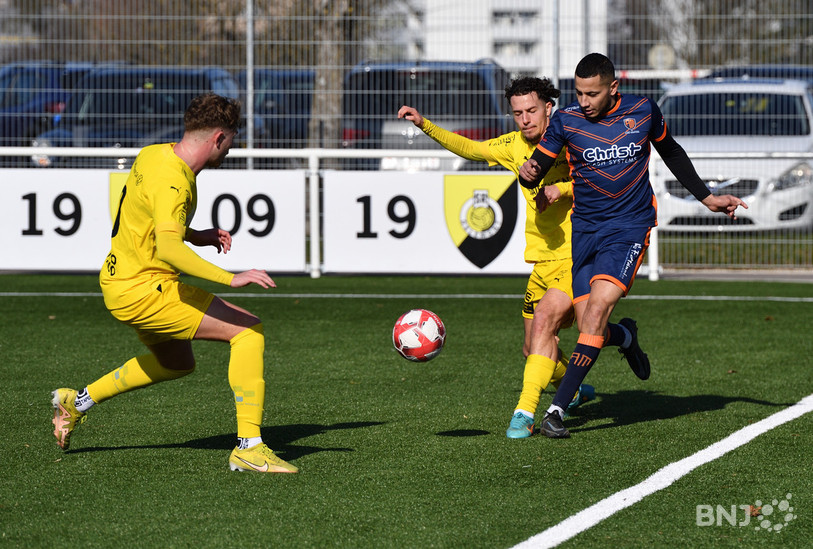 Le FC Bassecourt a dominé le FC Ajoie-Monterri samedi après-midi. (Photo : Georges Henz).