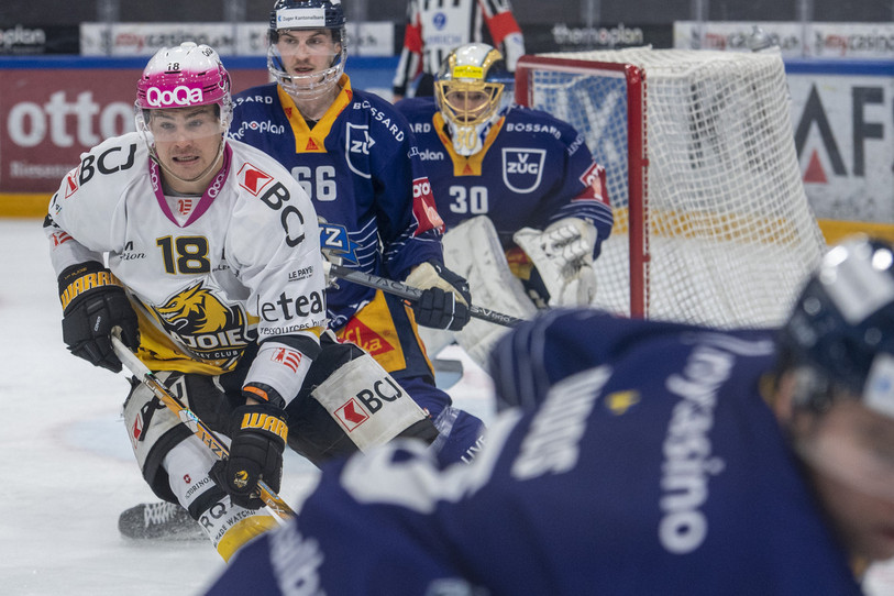 Le HC Ajoie de Bastien Pouilly a fait la grimace mardi soir à Zoug (photo : KEYSTONE/Urs Flueeler).