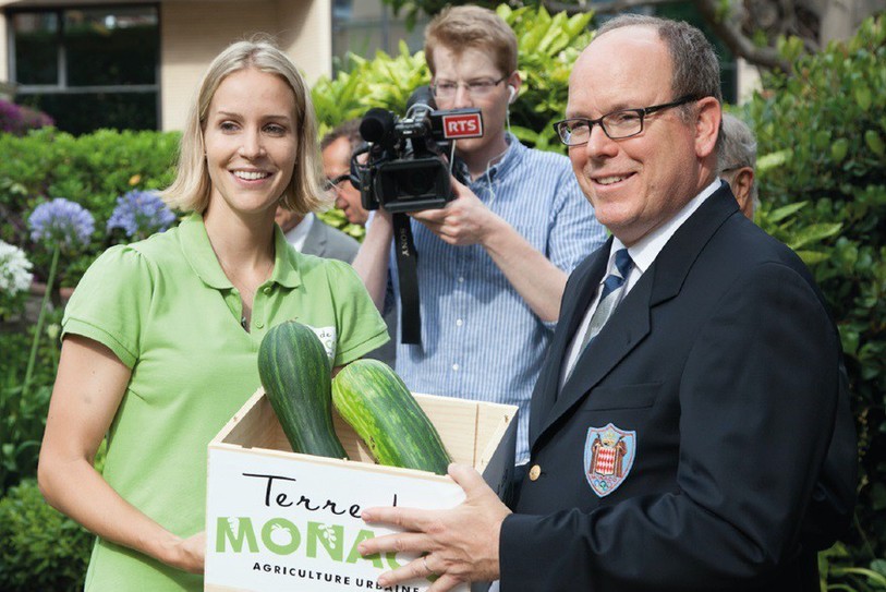 La Jurassienne Jessica Sbaraglia et le prince Albert II de Monaco. (photo: www.terredemonaco.com)