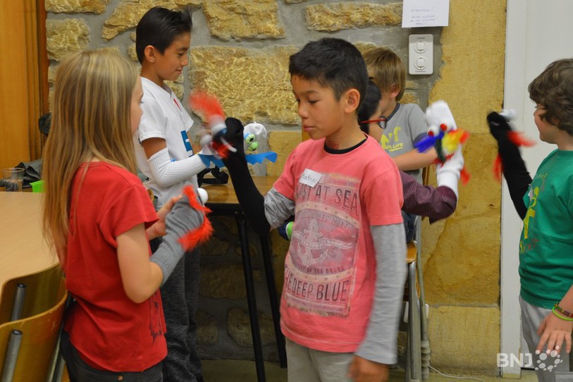 Les marionnettes : un outil d'intégration idéal pour les enfants.