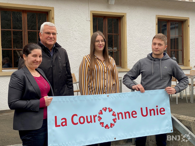 L'association La Couronne Unie n'a pas été créée pour faire campagne en vue de la réorganisation de l'école secondaire. Elle entend renforcer les liens entre les communes de la Couronne prévôtoise, ceci à tous les niveaux. De gauche à droite : Florence Minder, Fritz Lehmann, Johanna Aebischer et Emmanuel Von Allmen. 