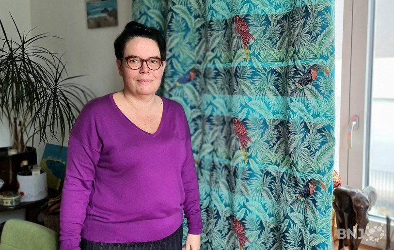 Véronique Mougin, amoureuse des belles étoffes jusqu'aux derniers fils de ses rideaux. 
