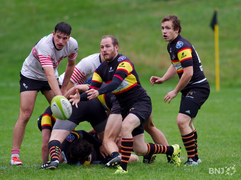 Les joueurs du Neuchâtel Sports Rugby Club joueront quelques matches de Ligue B à l'anneau de Colombier, en attendant peut-être de définitivement déménager