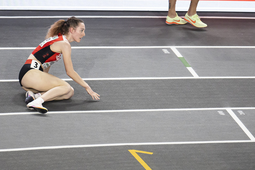 Joceline Wind à l'arrivée de sa série du 1'500 m aux championnats d'Europe à Istanbul. (Photo: KEYSTONE/Michael Buholzer)